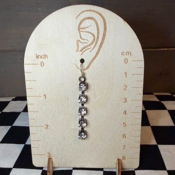 “Classic Bling” Rhinestone Dangle Earrings - Picture 6 of 7